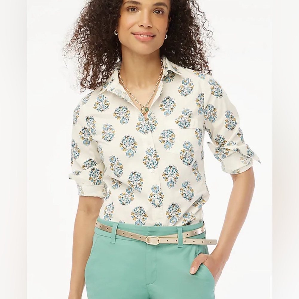NWT JCrew Button-up cotton poplin shirt in signature fit